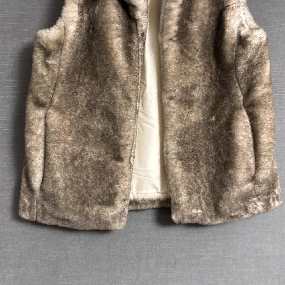 Loft Faux Fur Vest XS Beige Soft Plush Jacket Cozy Fall Winter Layer Boho Open
